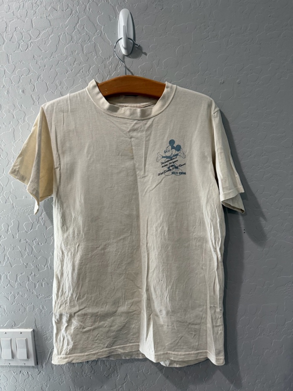 Vintage Disney 25th Resort Anniversary Shirt Size Small Bin 1
